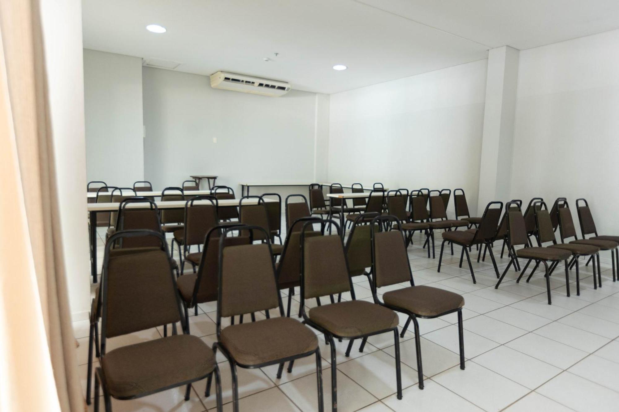 Hits Pantanal Hotel Aeroporto Varzea Grande  Exterior photo