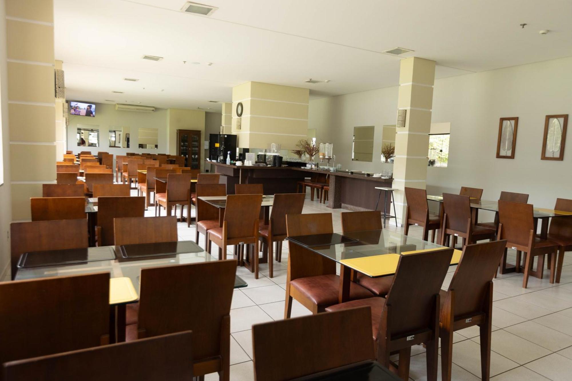 Hits Pantanal Hotel Aeroporto Varzea Grande  Exterior photo